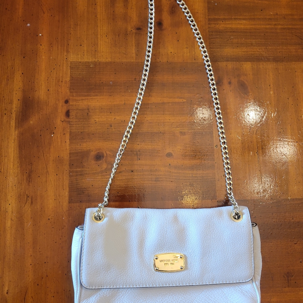 Elegant MICHEAL KHORS Chain Strap Bag